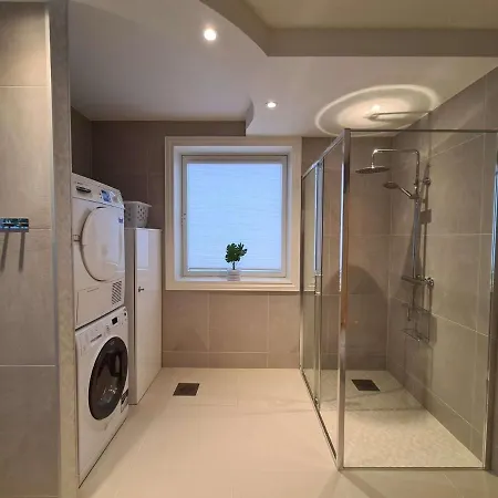 Apartment Spacious And Modern, 2-bedroom, Near Center, Best Location Stavanger